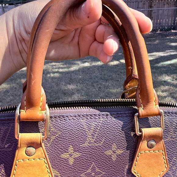 Authentic Louis Vuitton Alma - Picture 13 of 14